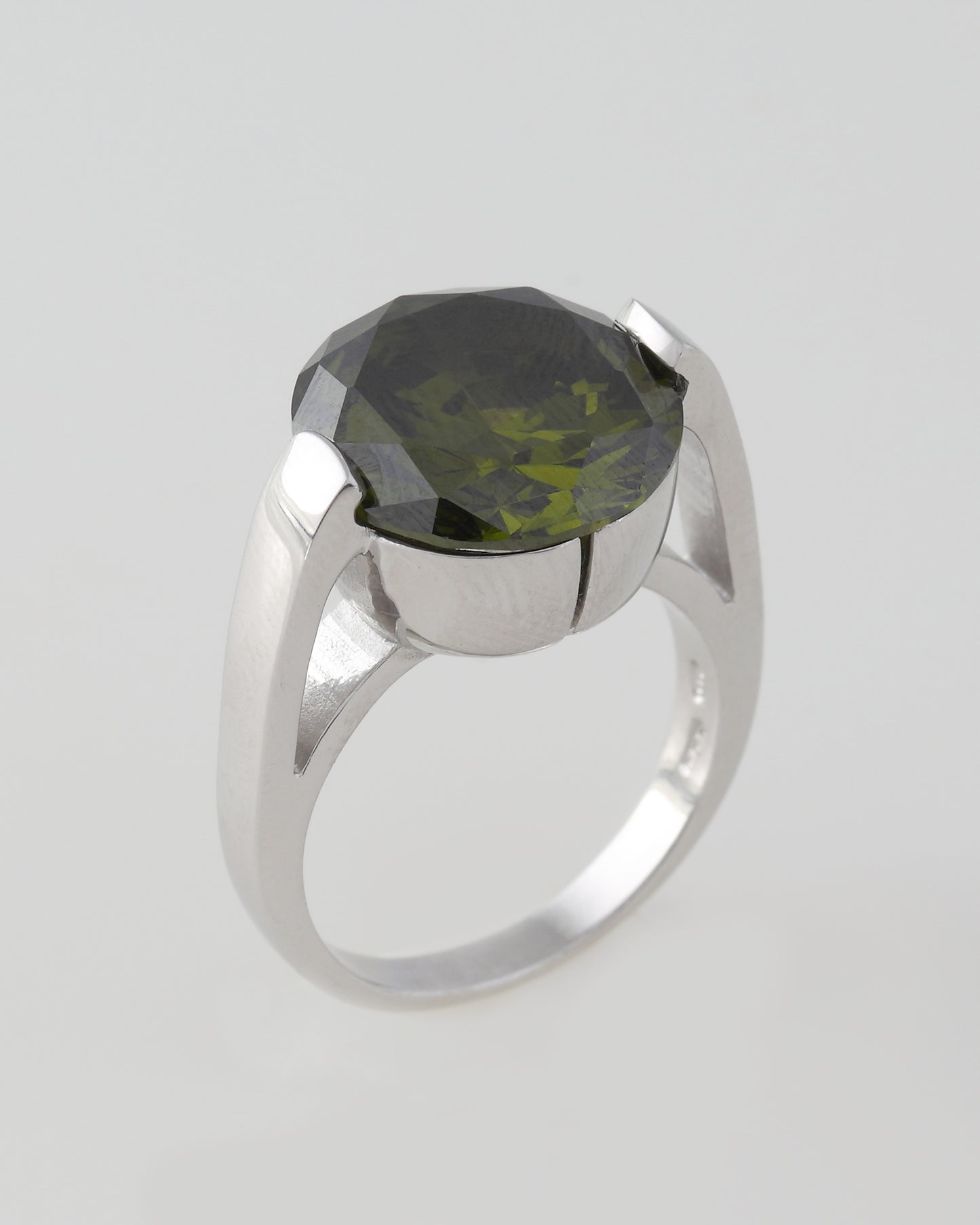 Becoming Stone 14mm - Olive Green