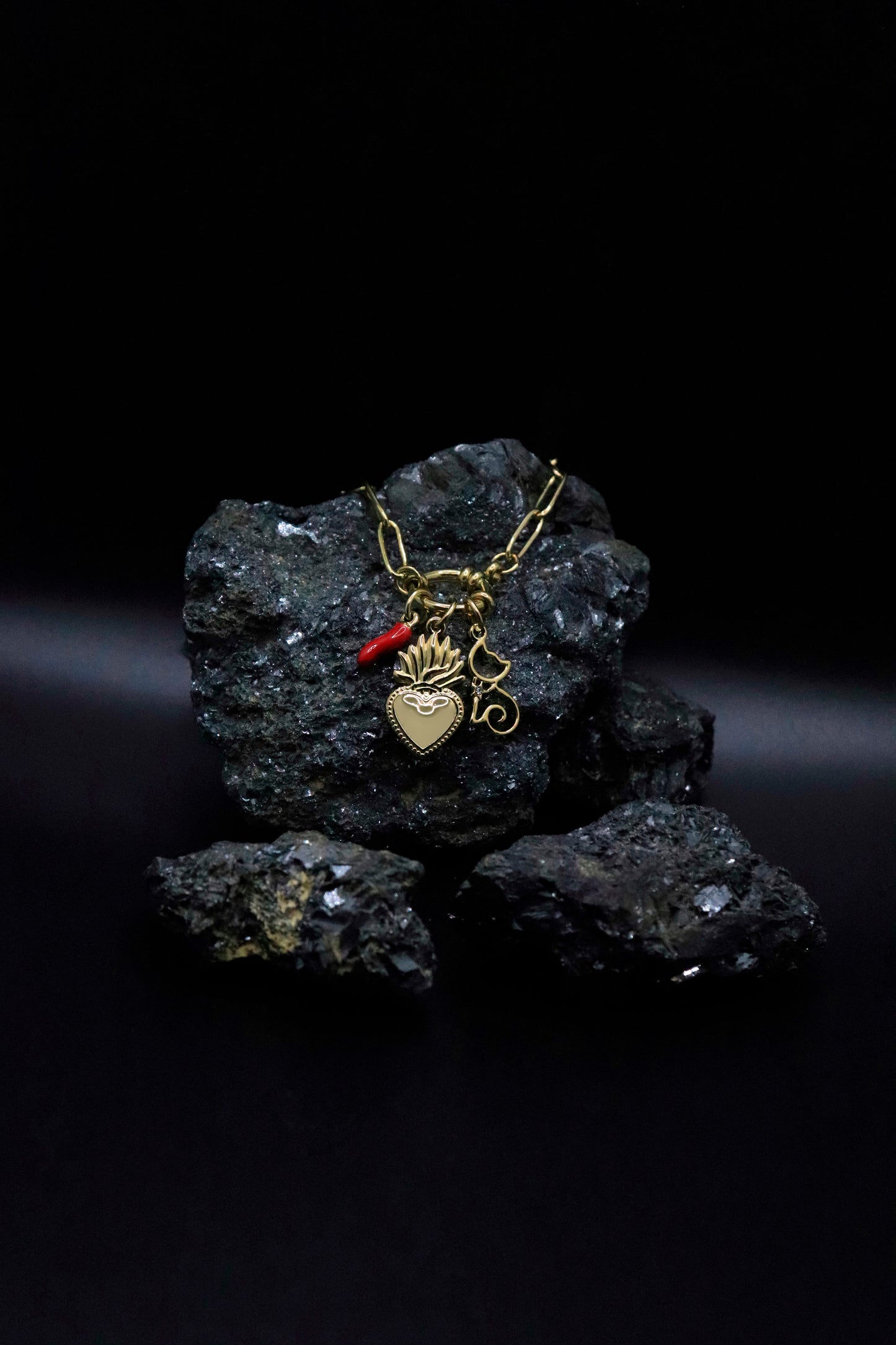 Daisy Necklace - Gold